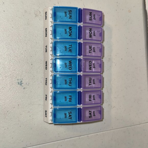 AM/PM Weekly Pill Planner, 7.5", set of 2 - Picture 5 of 8